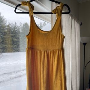 Womens Mustsrd Dress w Bows